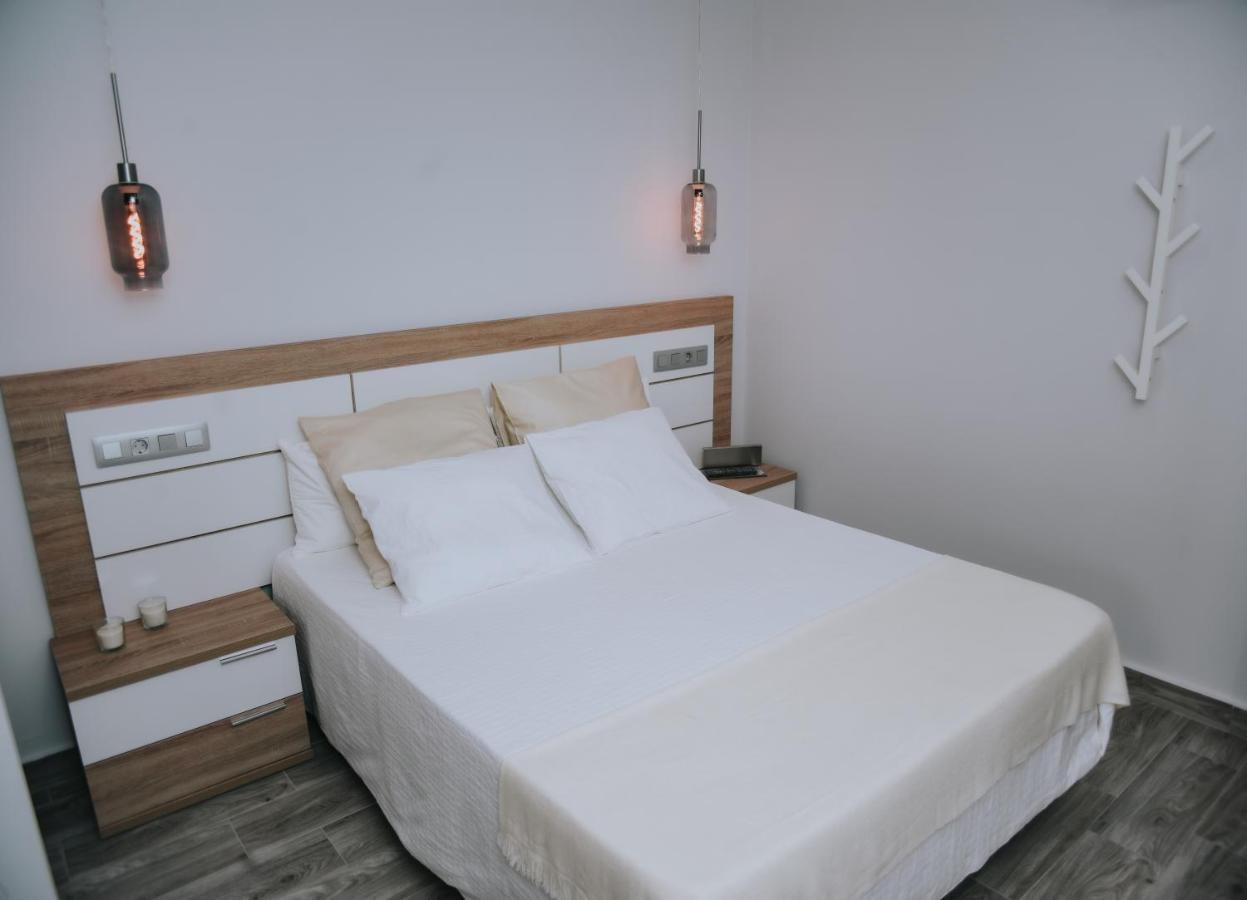 Eres Emerita "Apartamentos & Suites" Mérida Exterior photo