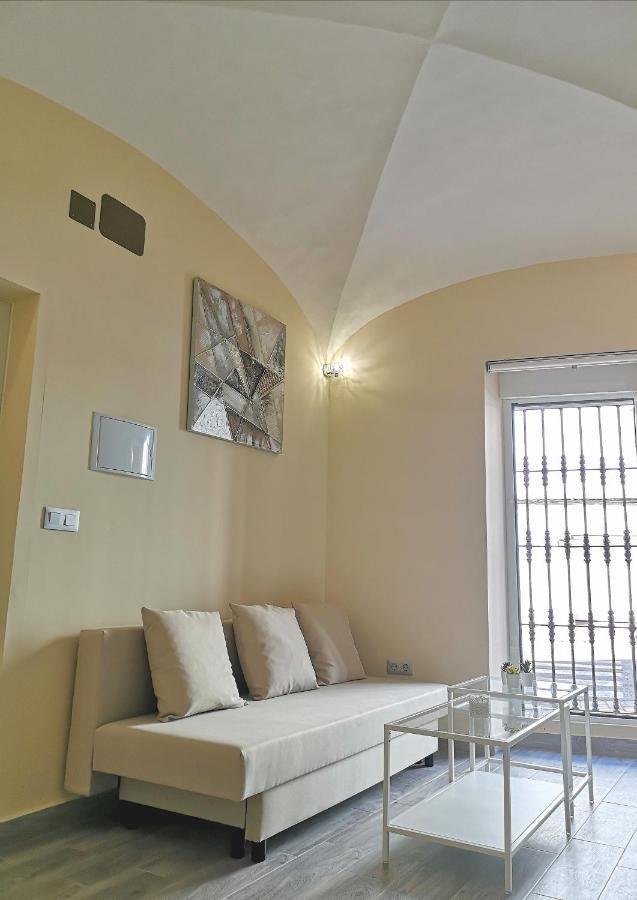 Eres Emerita "Apartamentos & Suites" Mérida Exterior photo